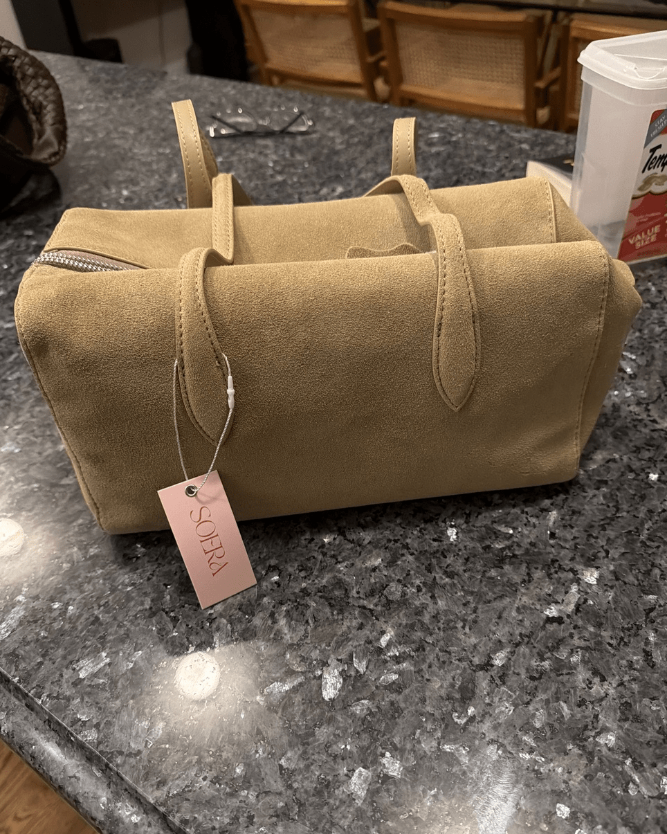The Victoria Classic Tote