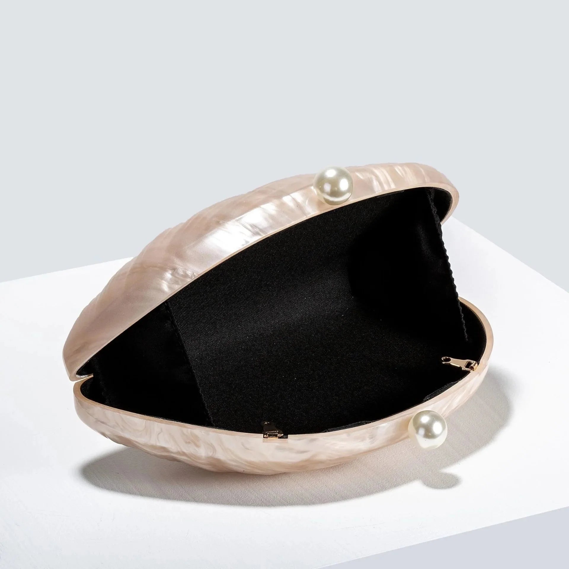 The Arabella Shell Clutch