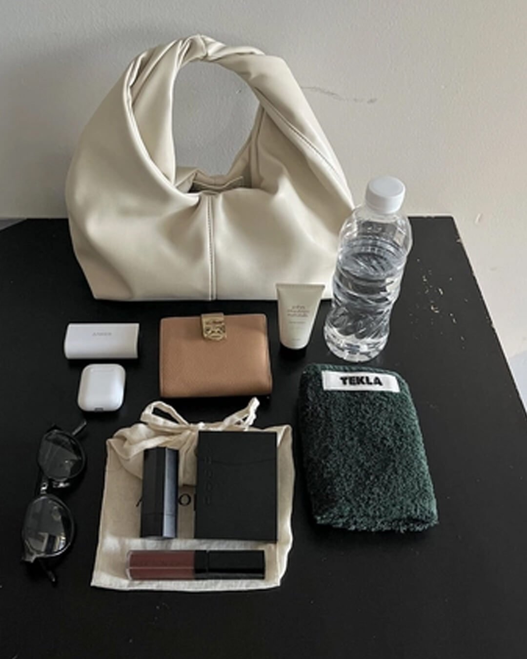 Elodie Sculpted Handbag