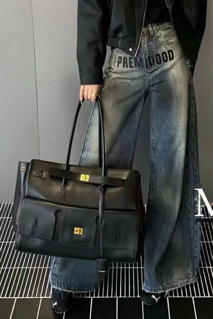 Vivienne Executive Carryall Tote Bag