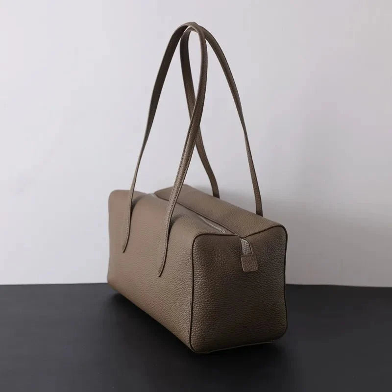 The Victoria Classic Tote